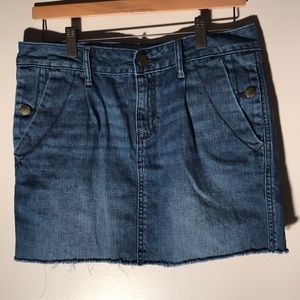 Gap women’s denim mini skirt